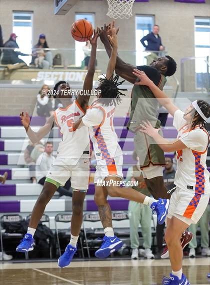 Thumbnail 3 in St. Raymond Boys vs. Wasatch Academy (Lehi Holiday Hoopfest) photogallery.