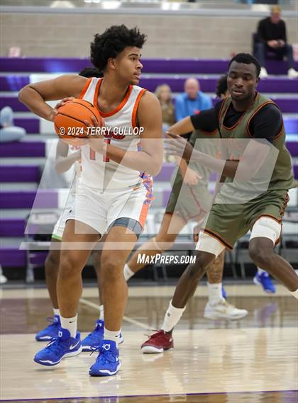 Thumbnail 3 in St. Raymond Boys vs. Wasatch Academy (Lehi Holiday Hoopfest) photogallery.