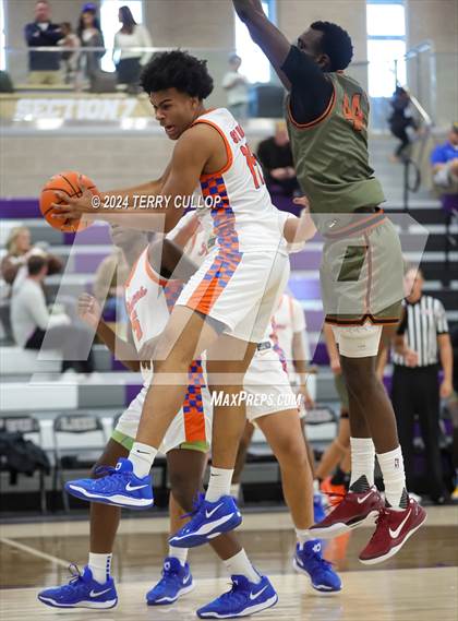 Thumbnail 3 in St. Raymond Boys vs. Wasatch Academy (Lehi Holiday Hoopfest) photogallery.