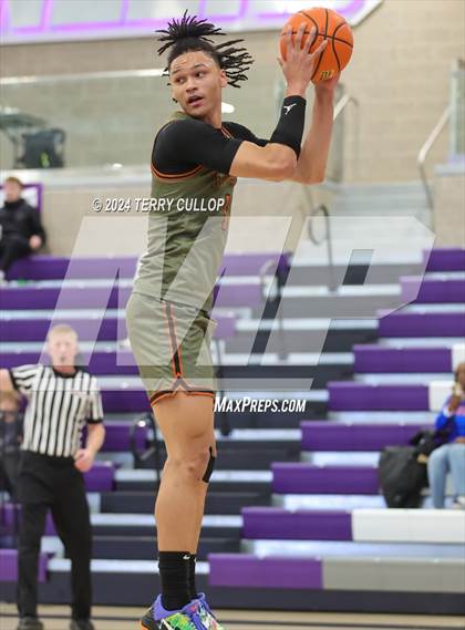 Thumbnail 2 in St. Raymond Boys vs. Wasatch Academy (Lehi Holiday Hoopfest) photogallery.