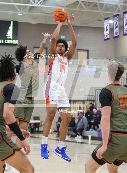 Thumbnail 3 in St. Raymond Boys vs. Wasatch Academy (Lehi Holiday Hoopfest) photogallery.