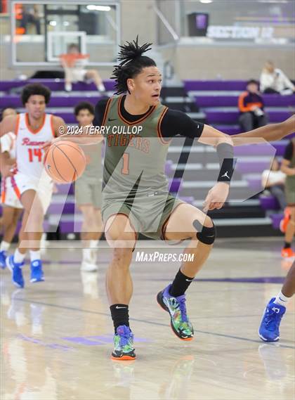 Thumbnail 2 in St. Raymond Boys vs. Wasatch Academy (Lehi Holiday Hoopfest) photogallery.