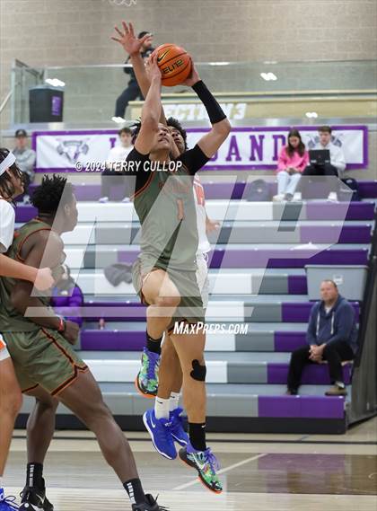 Thumbnail 1 in St. Raymond Boys vs. Wasatch Academy (Lehi Holiday Hoopfest) photogallery.