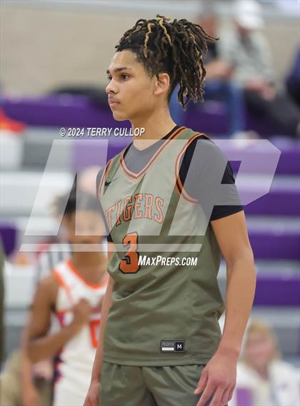 Thumbnail 2 in St. Raymond Boys vs. Wasatch Academy (Lehi Holiday Hoopfest) photogallery.