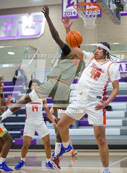 Thumbnail 2 in St. Raymond Boys vs. Wasatch Academy (Lehi Holiday Hoopfest) photogallery.