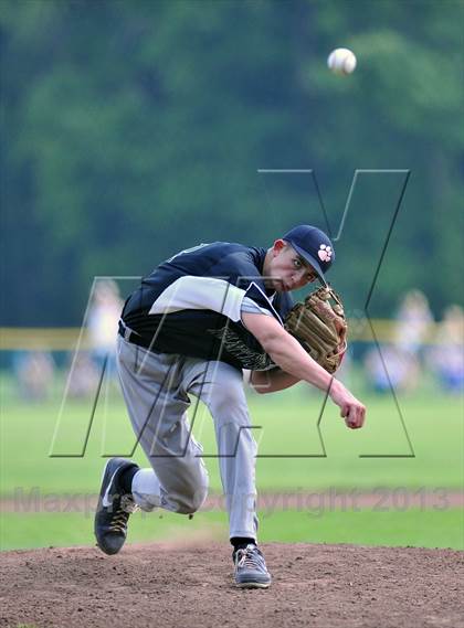 Thumbnail 1 in Rye Neck vs Pleasantville (Section 1 Class B Semifinal) photogallery.
