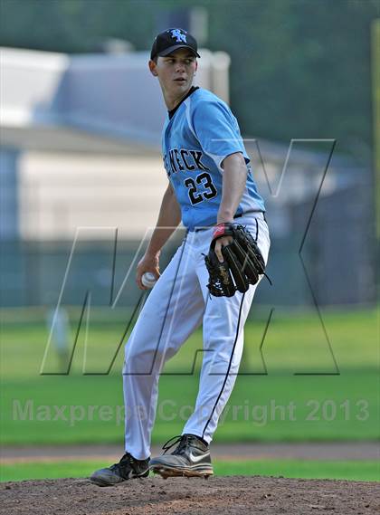 Thumbnail 3 in Rye Neck vs Pleasantville (Section 1 Class B Semifinal) photogallery.