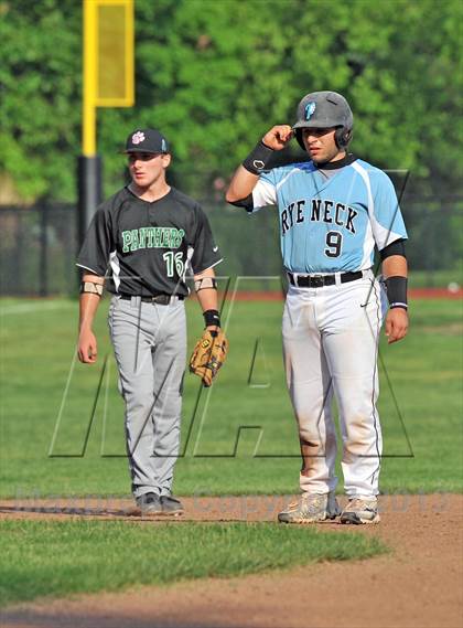Thumbnail 2 in Rye Neck vs Pleasantville (Section 1 Class B Semifinal) photogallery.