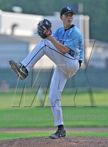 Thumbnail 3 in Rye Neck vs Pleasantville (Section 1 Class B Semifinal) photogallery.