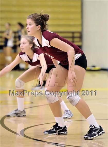 Thumbnail 1 in Capistrano Valley vs Downey (Aloha Cougar Classic) photogallery.