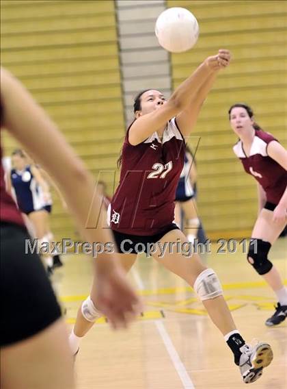 Thumbnail 3 in Capistrano Valley vs Downey (Aloha Cougar Classic) photogallery.