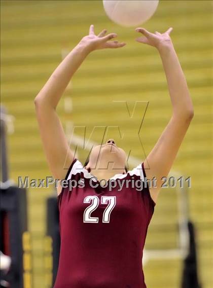 Thumbnail 3 in Capistrano Valley vs Downey (Aloha Cougar Classic) photogallery.