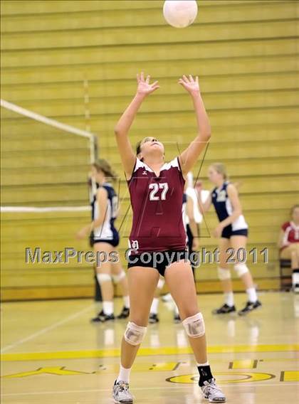 Thumbnail 1 in Capistrano Valley vs Downey (Aloha Cougar Classic) photogallery.