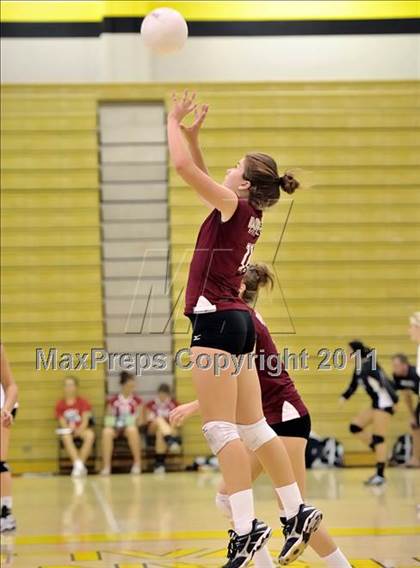Thumbnail 1 in Capistrano Valley vs Downey (Aloha Cougar Classic) photogallery.