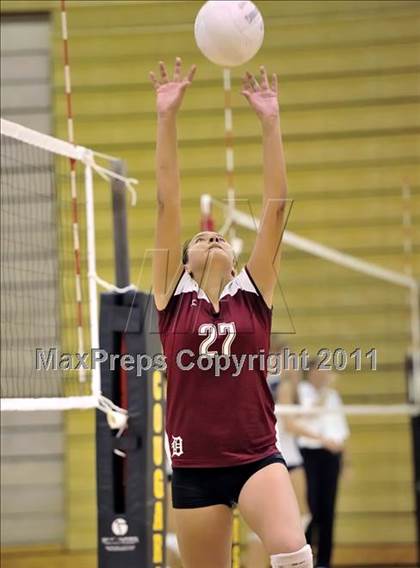 Thumbnail 2 in Capistrano Valley vs Downey (Aloha Cougar Classic) photogallery.