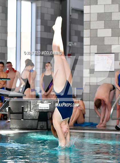 Thumbnail 3 in Conway Invitational Dive/Swim Meet photogallery.
