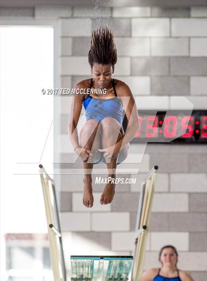 Thumbnail 2 in Conway Invitational Dive/Swim Meet photogallery.
