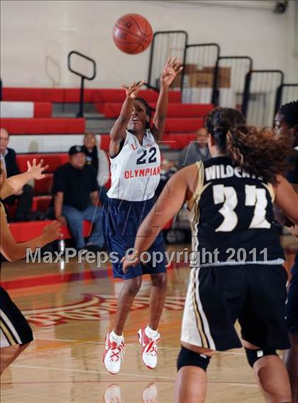 Thumbnail 3 in Whitney vs. Leuzinger photogallery.