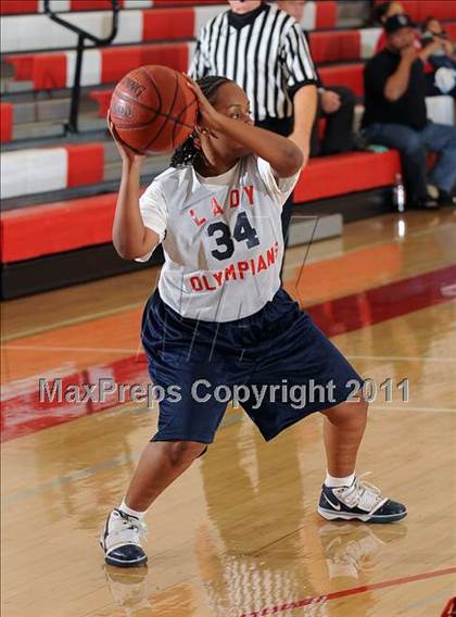 Thumbnail 2 in Whitney vs. Leuzinger photogallery.