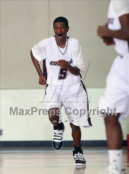Thumbnail 1 in Fort Bend Kempner vs Pearland Dawson (McDonald's Texas Invitational) photogallery.