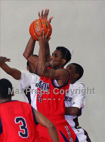 Thumbnail 3 in Fort Bend Kempner vs Pearland Dawson (McDonald's Texas Invitational) photogallery.