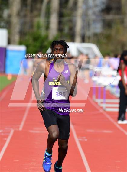 Thumbnail 2 in Lake Braddock Hall of Fame Track Invitational  photogallery.