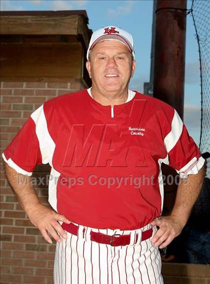 Thumbnail 1 in Scott vs. Harrison County (Tenth Region Championship) photogallery.