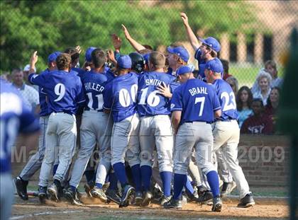 Thumbnail 1 in Scott vs. Harrison County (Tenth Region Championship) photogallery.
