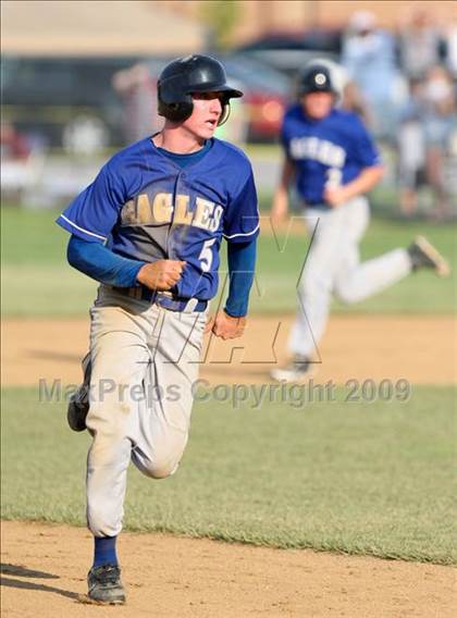 Thumbnail 2 in Scott vs. Harrison County (Tenth Region Championship) photogallery.