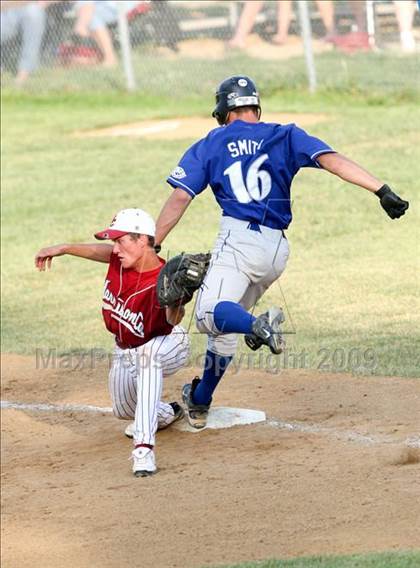 Thumbnail 1 in Scott vs. Harrison County (Tenth Region Championship) photogallery.
