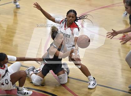 Thumbnail 1 in Mater Dei @ Centennial (CIF-SS Open Final) photogallery.
