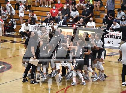 Thumbnail 3 in Mater Dei @ Centennial (CIF-SS Open Final) photogallery.