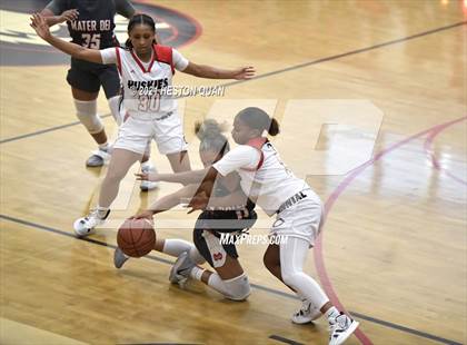 Thumbnail 2 in Mater Dei @ Centennial (CIF-SS Open Final) photogallery.