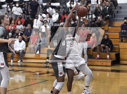 Thumbnail 3 in Mater Dei @ Centennial (CIF-SS Open Final) photogallery.