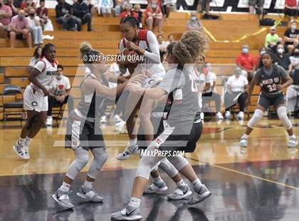 Thumbnail 2 in Mater Dei @ Centennial (CIF-SS Open Final) photogallery.