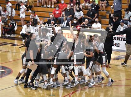 Thumbnail 1 in Mater Dei @ Centennial (CIF-SS Open Final) photogallery.