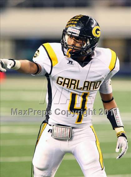 Thumbnail 2 in Mesquite vs. Garland (5A Division 1 Area Playoff ) photogallery.