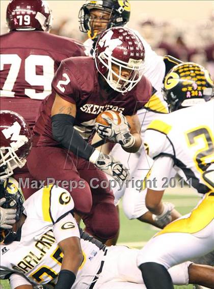 Thumbnail 3 in Mesquite vs. Garland (5A Division 1 Area Playoff ) photogallery.