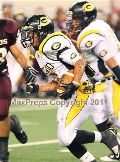 Thumbnail 2 in Mesquite vs. Garland (5A Division 1 Area Playoff ) photogallery.