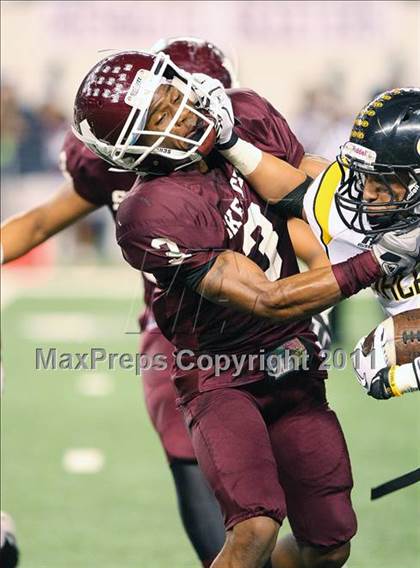 Thumbnail 2 in Mesquite vs. Garland (5A Division 1 Area Playoff ) photogallery.