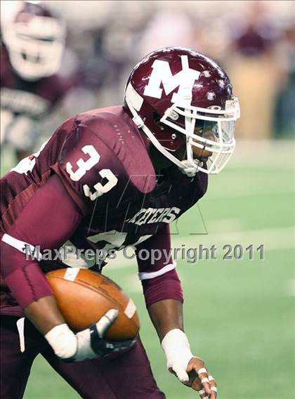 Thumbnail 3 in Mesquite vs. Garland (5A Division 1 Area Playoff ) photogallery.