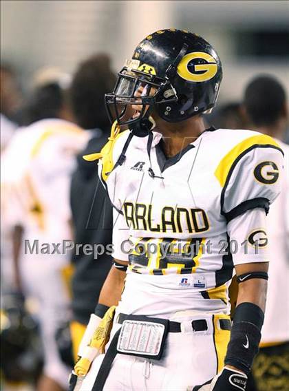 Thumbnail 1 in Mesquite vs. Garland (5A Division 1 Area Playoff ) photogallery.