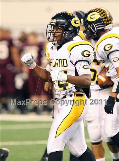 Thumbnail 2 in Mesquite vs. Garland (5A Division 1 Area Playoff ) photogallery.