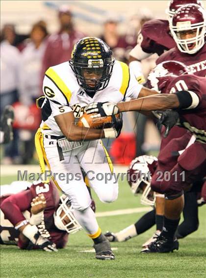 Thumbnail 3 in Mesquite vs. Garland (5A Division 1 Area Playoff ) photogallery.