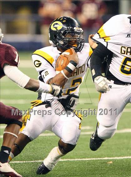 Thumbnail 2 in Mesquite vs. Garland (5A Division 1 Area Playoff ) photogallery.