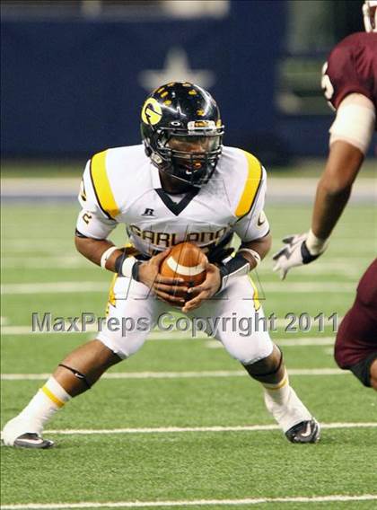 Thumbnail 3 in Mesquite vs. Garland (5A Division 1 Area Playoff ) photogallery.