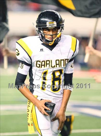 Thumbnail 2 in Mesquite vs. Garland (5A Division 1 Area Playoff ) photogallery.