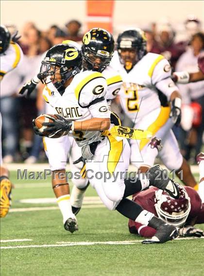 Thumbnail 3 in Mesquite vs. Garland (5A Division 1 Area Playoff ) photogallery.