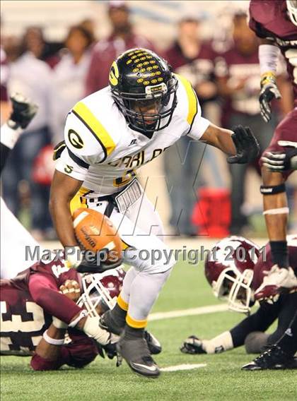 Thumbnail 2 in Mesquite vs. Garland (5A Division 1 Area Playoff ) photogallery.