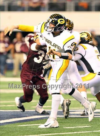 Thumbnail 2 in Mesquite vs. Garland (5A Division 1 Area Playoff ) photogallery.